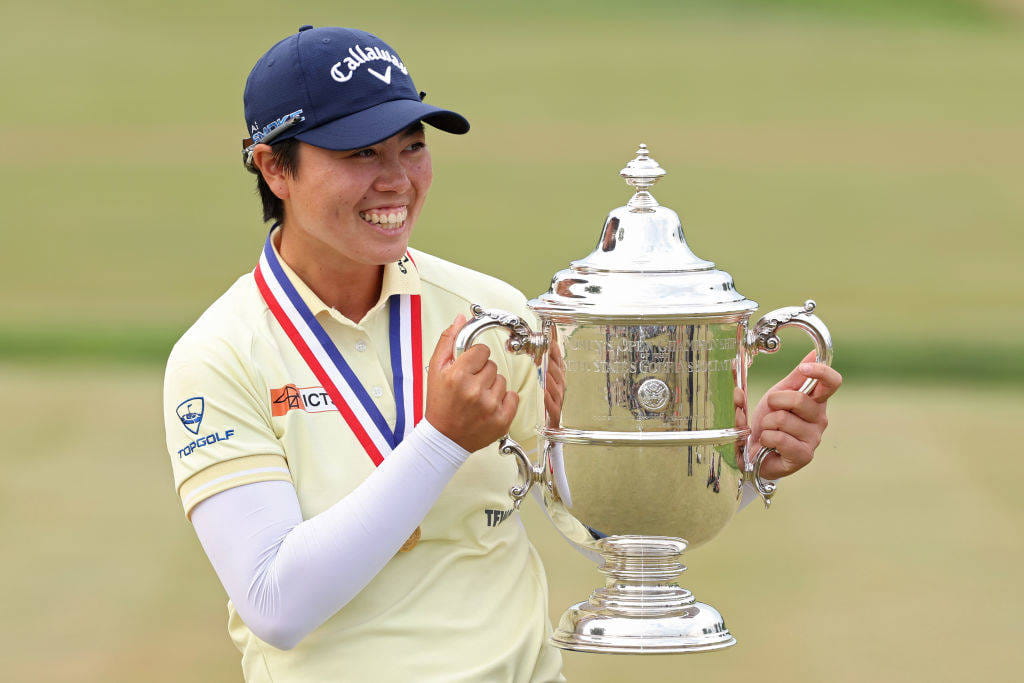 Yuka Saso poses after winning the U.S. Women's Open